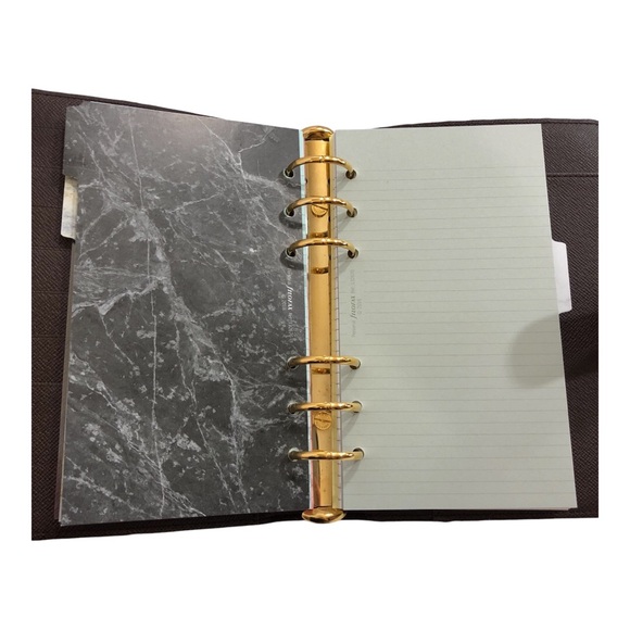 Louis Vuitton Damier MM Authentic Agenda Cover — Pre-filled! 👀 - Picture 10 of 15